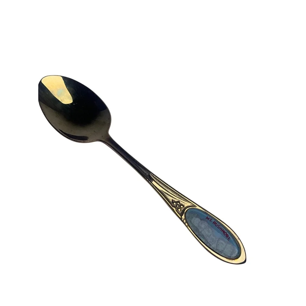 Vintage Mt Rushmore Souvenir Collector Spoon Gold Tone Made in USA with‎ Case